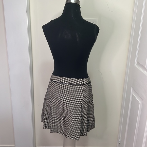 Tristan & Iseut Square Pattern Mini Sides Pleated Skirt Size 12 - Picture 15 of 16